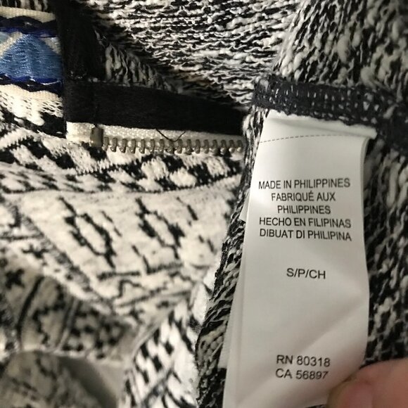 Lucky Lotus black/white pattern hooded jacket, S - Picture 5 of 7